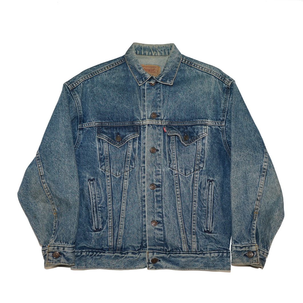Vintage Levi’s Denim Jacket Size: 38